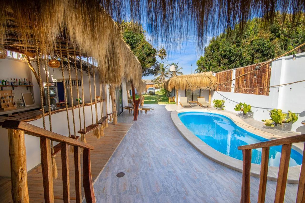 Hotel Boutique Beso De Sal Colán Екстериор снимка