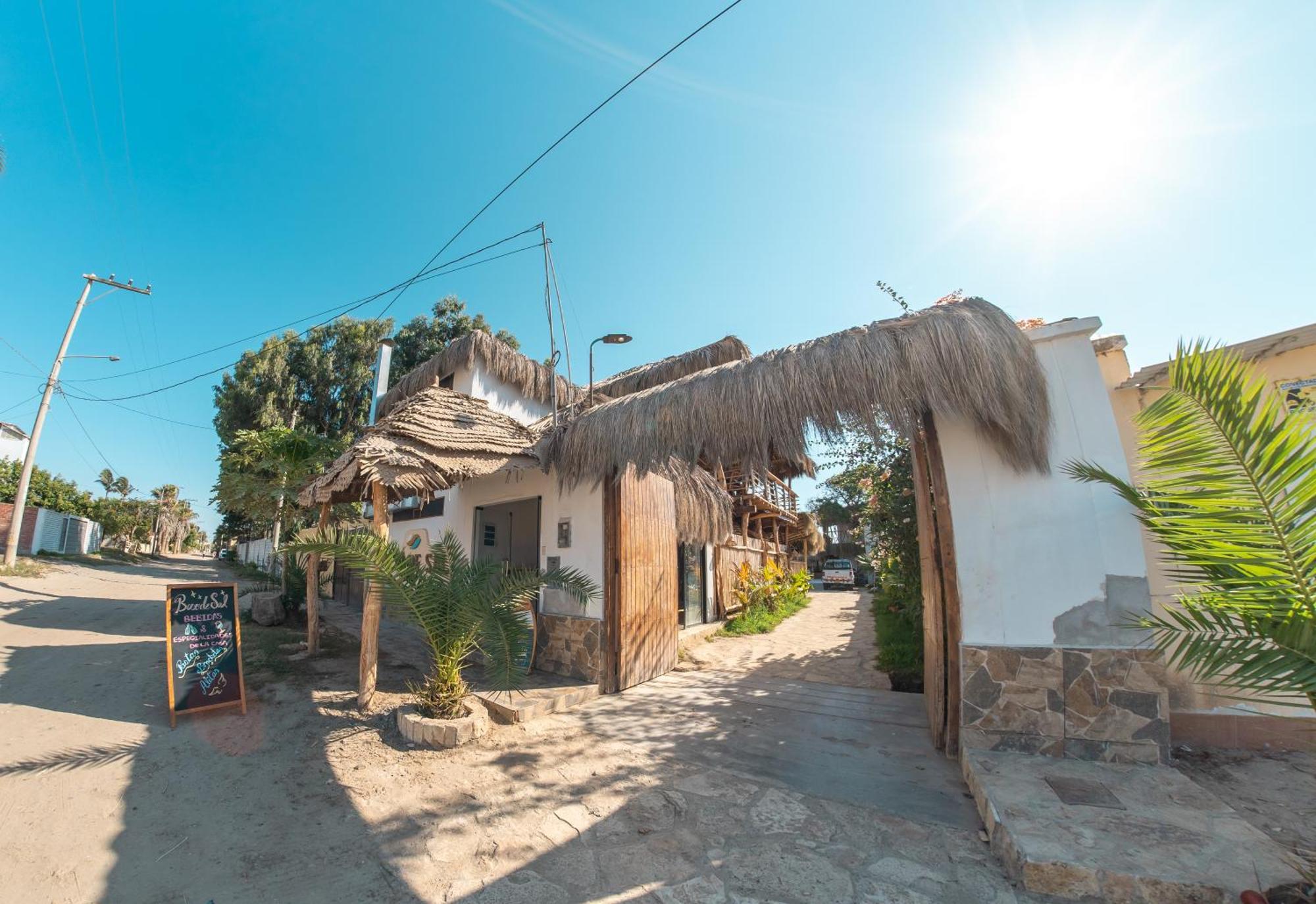 Hotel Boutique Beso De Sal Colán Екстериор снимка